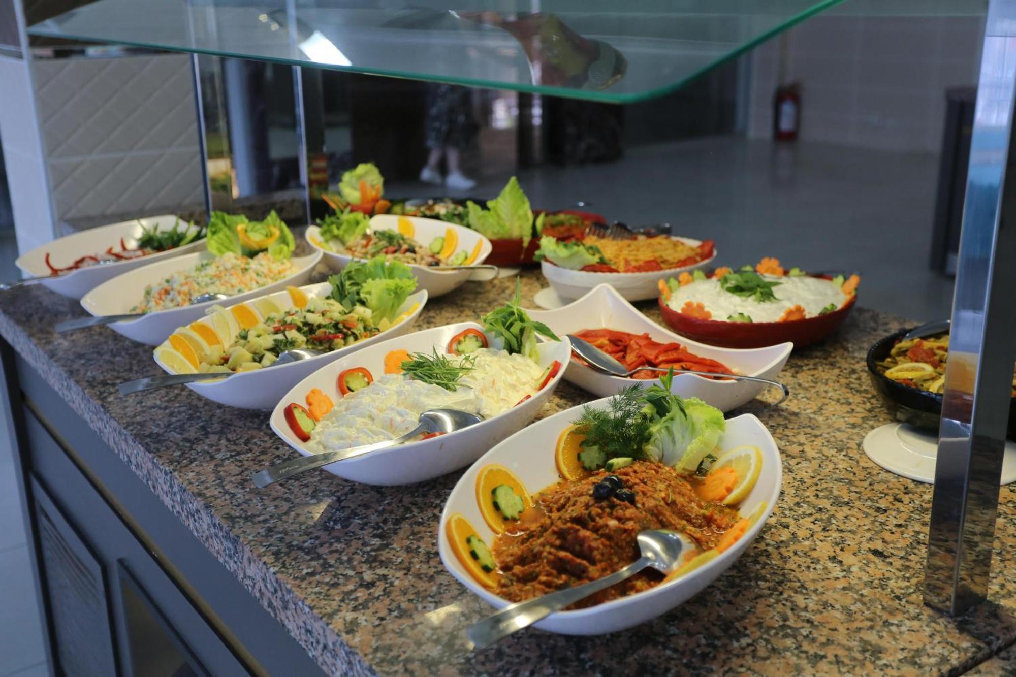 Ada Newday Resort Hotel คูซาดาซี ภายนอก รูปภาพ