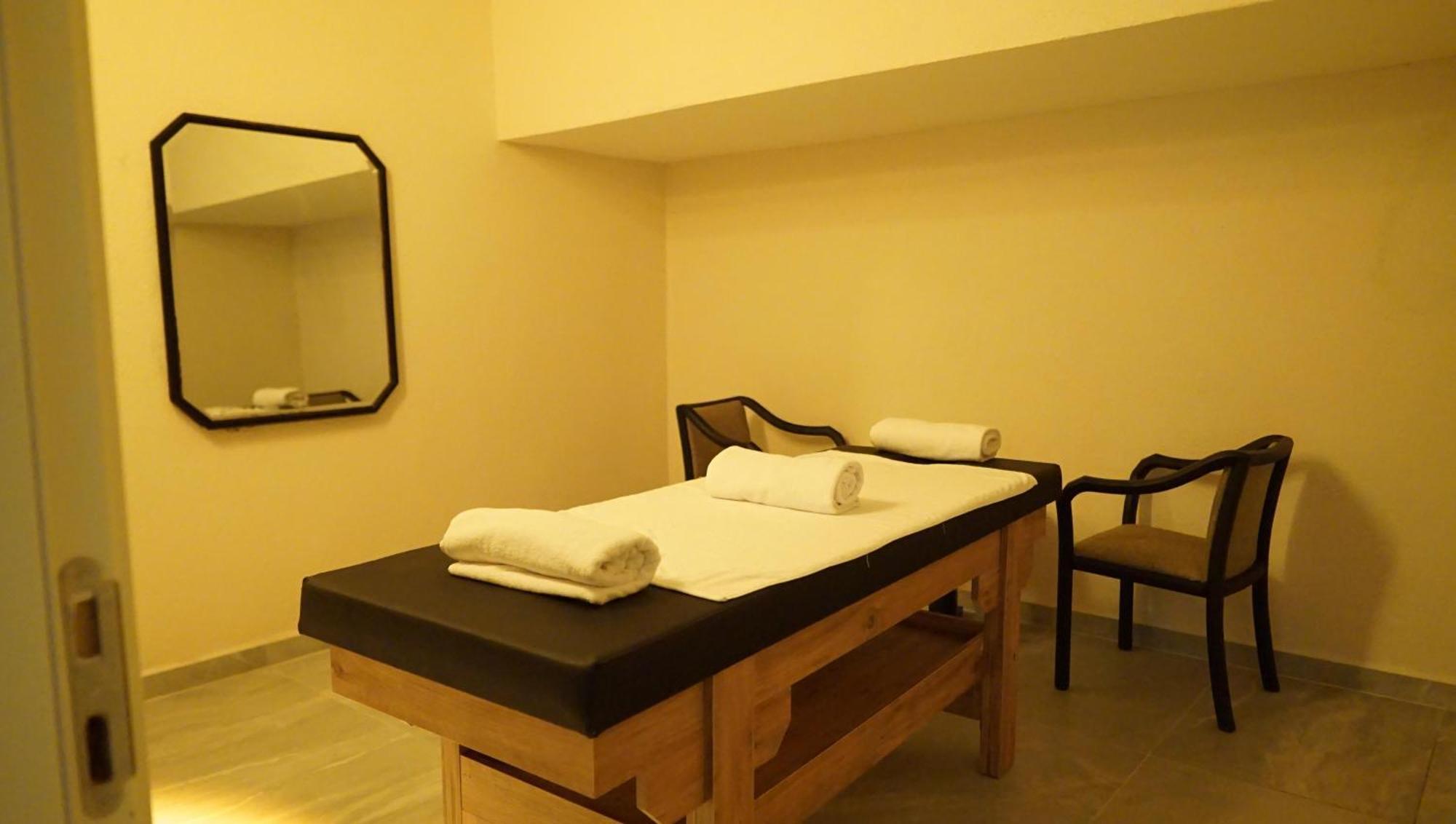 Ada Newday Resort Hotel คูซาดาซี ภายนอก รูปภาพ