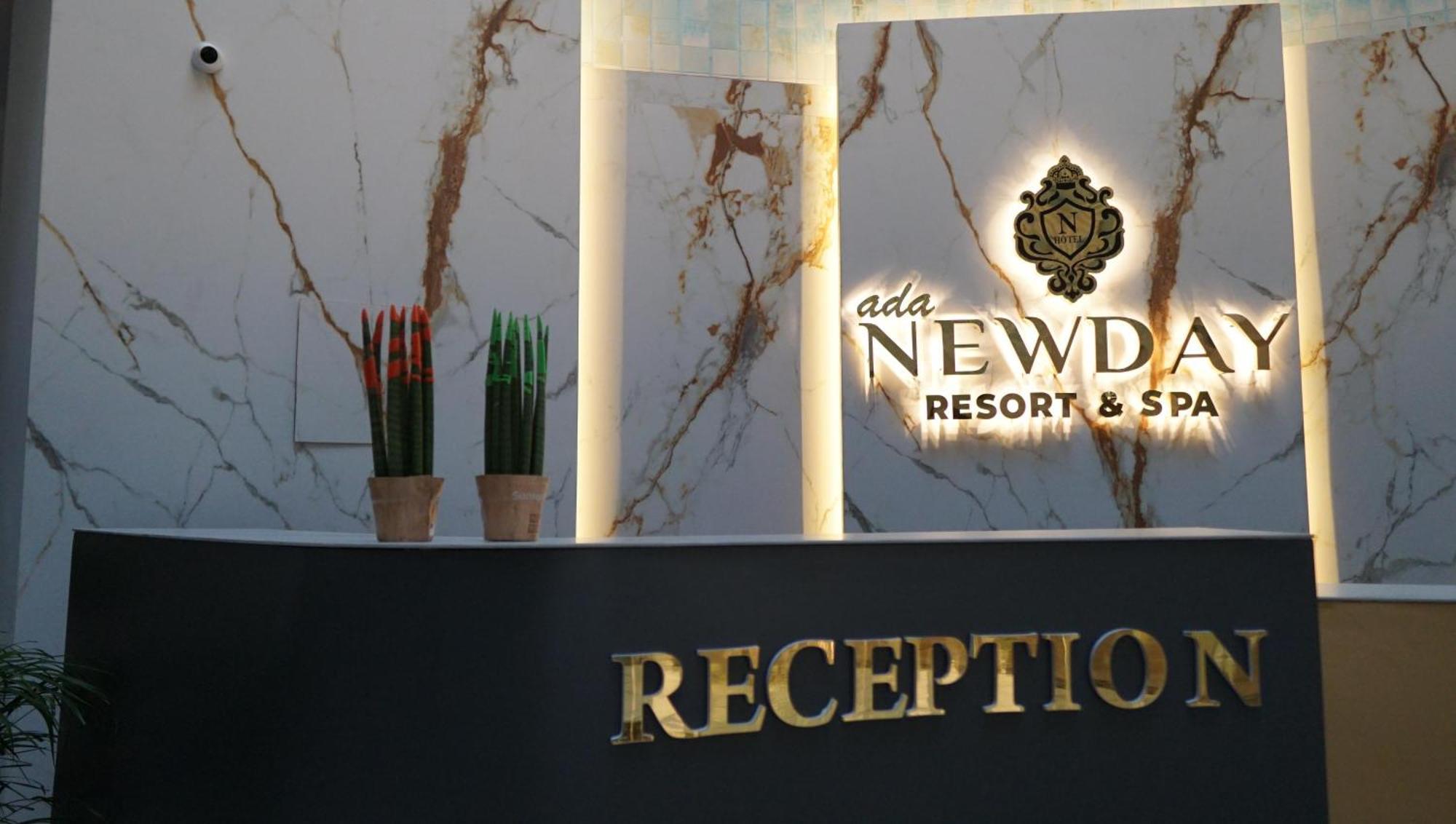 Ada Newday Resort Hotel คูซาดาซี ภายนอก รูปภาพ